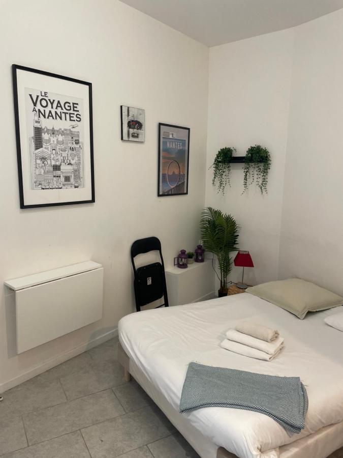 Le Petit Bois Apartment น็องต์ ภายนอก รูปภาพ